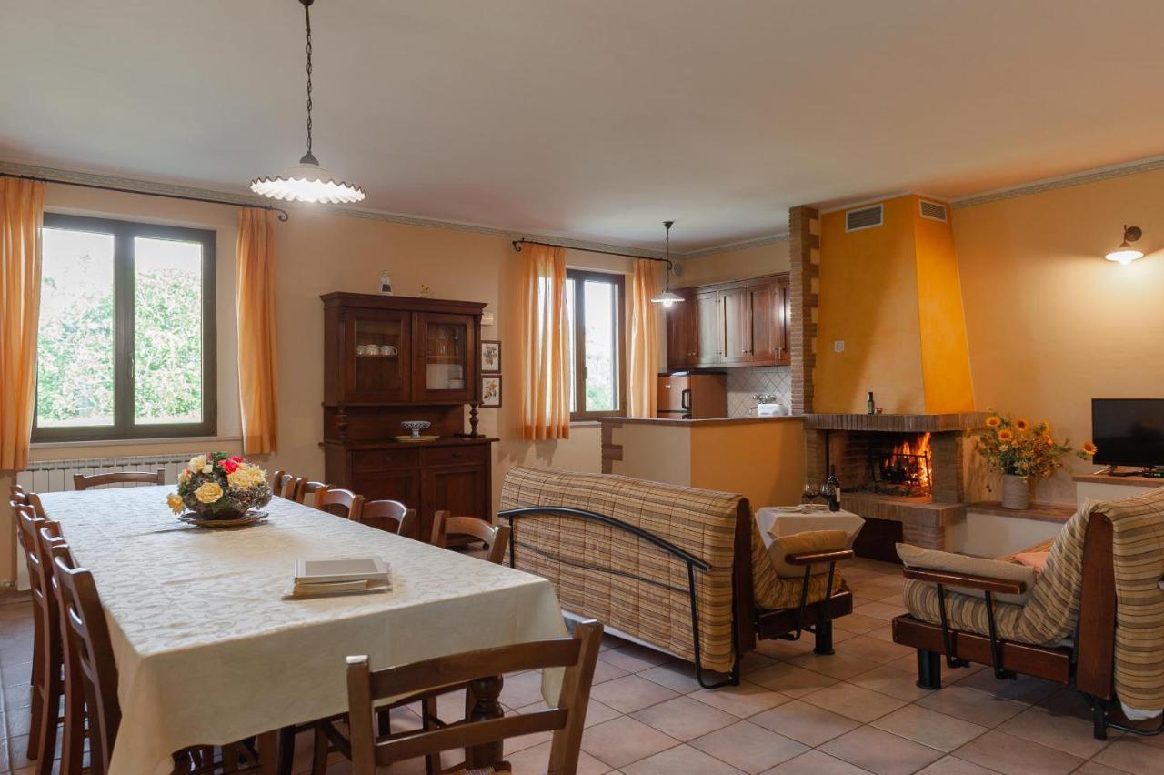 Agriturismo Le Dolci Colline Valfabbrica 外观 照片
